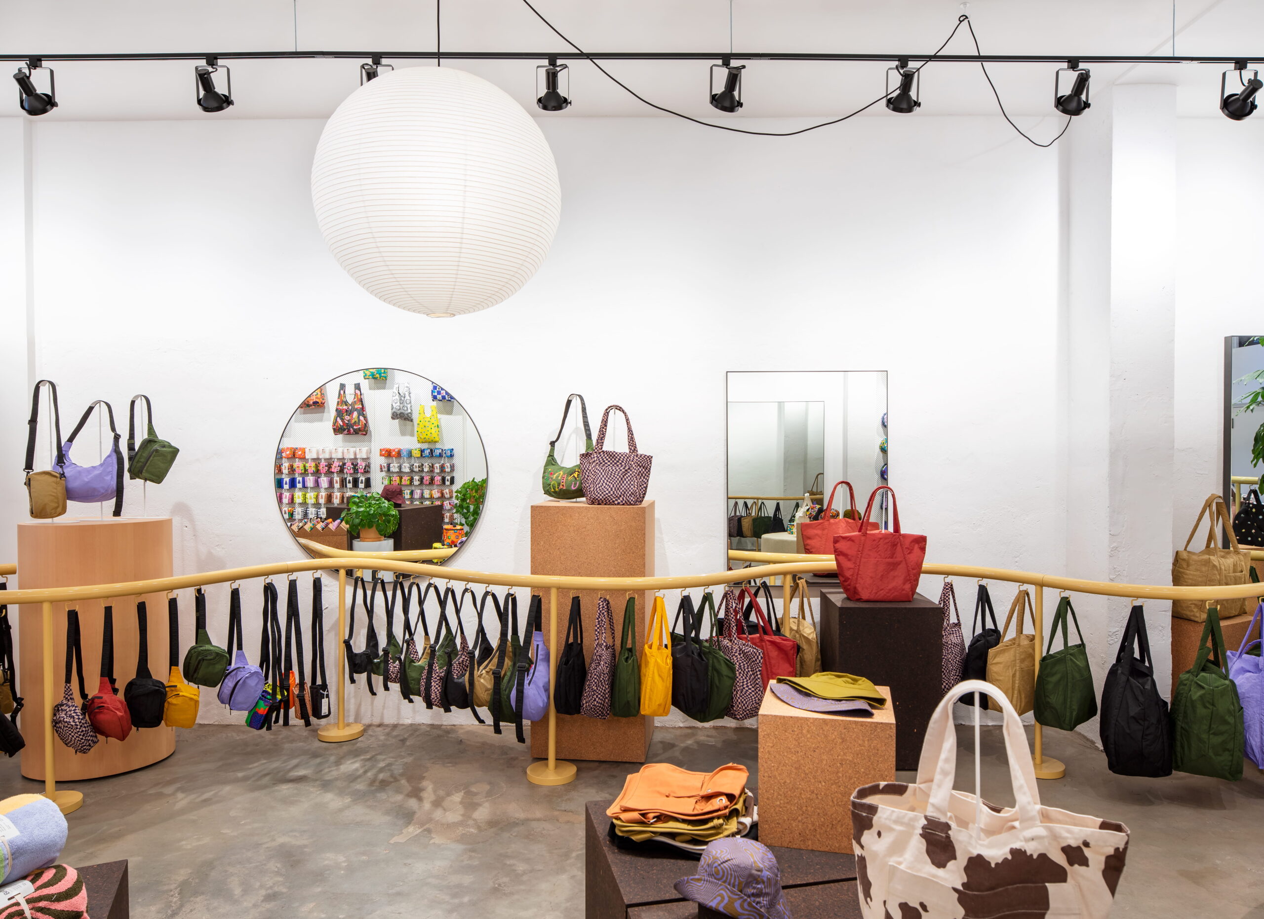 Suberra_Cork_Fixtures_Baggu_Bags